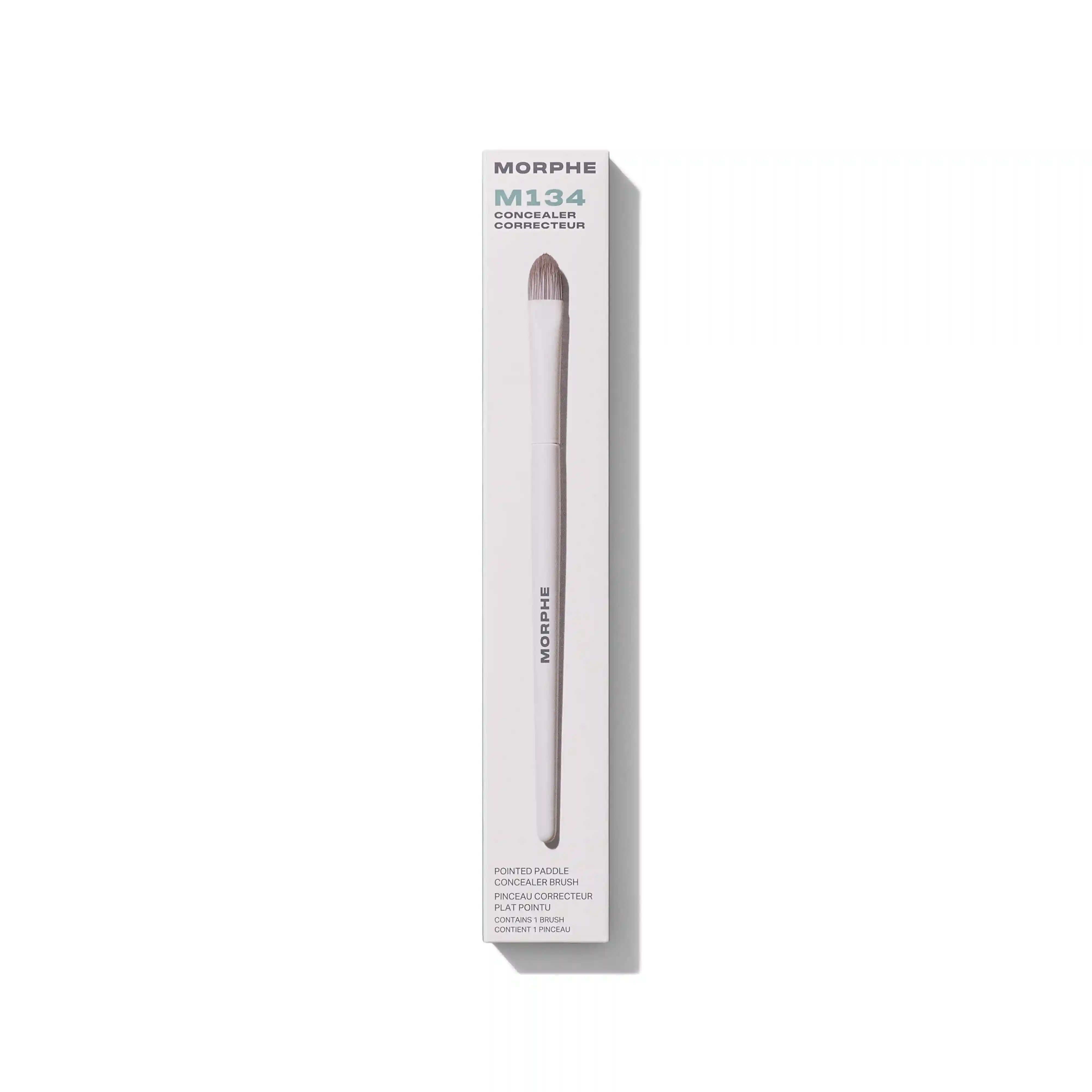 Alternative view of M134 Pointed Paddle Concealer Brush